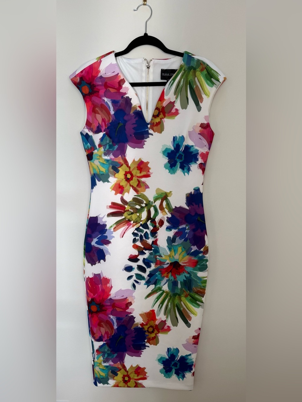 Frank Lyman Floral Sheath